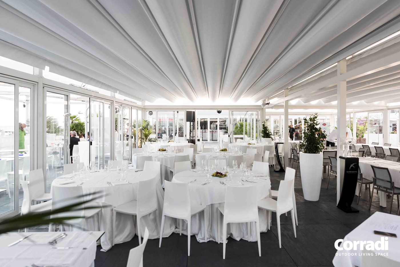 Reception-Pergotenda-Europe.jpg